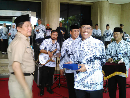 Pencarian PGRI Bojonggede - Persatuan Guru Republik Indonesia Cabang Bojonggede
